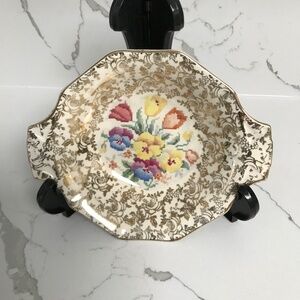 Vintage H&K Tunstall Olde English Sampler China Porcelain Fruit Nappy Candy Dish